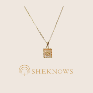 18k 3D relief butterfly shell vintage necklace