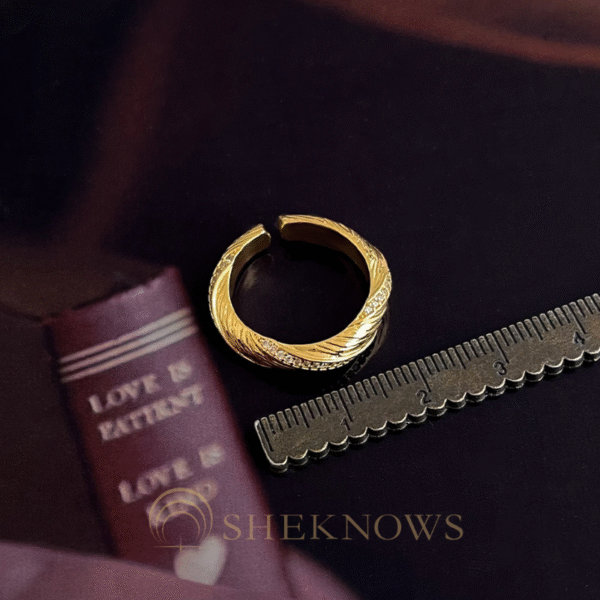 Medieval style zircon thin diamond 14K light luxury ring - Image 4