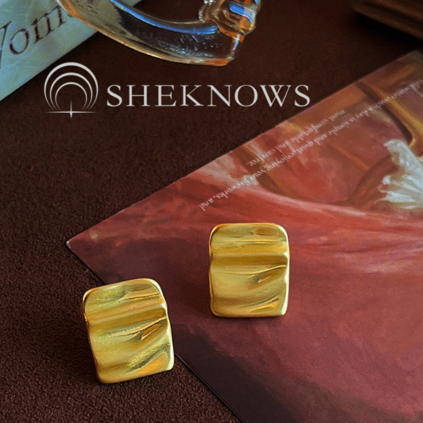Vintage medieval style brushed metal 14k earrings collection - Image 6