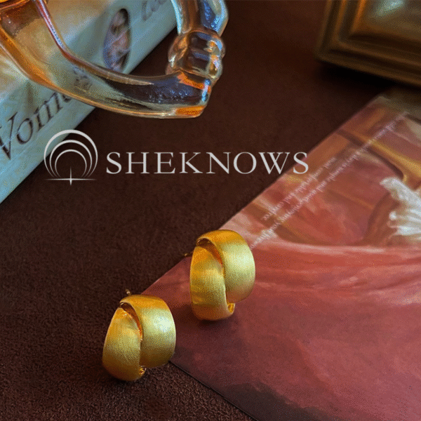 Vintage medieval style brushed metal 14k earrings collection - Image 5