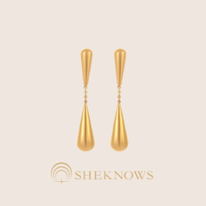 Minimalist and cool water drop design earrings