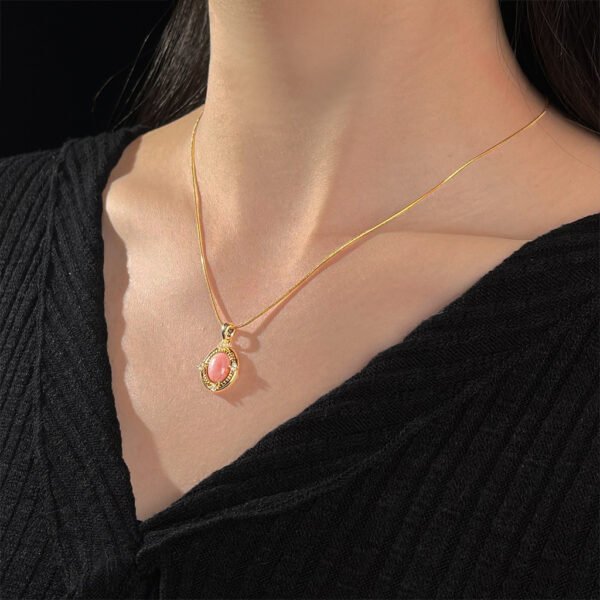 18K oval zircon red wood grain necklace vintage necklace - Image 2