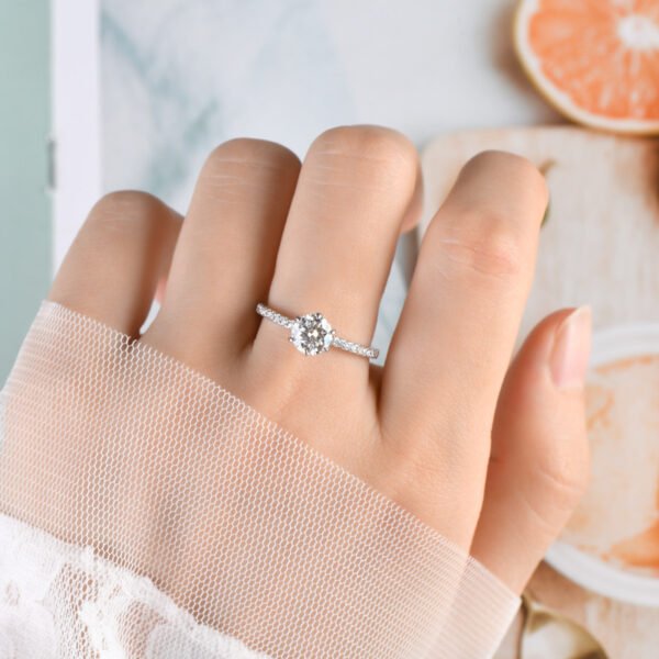 Six-claw silver moissanite s925 diamond ring - Image 5